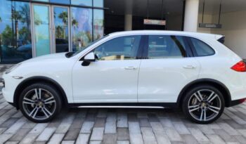 
									2013 Porsche Cayenne S full								